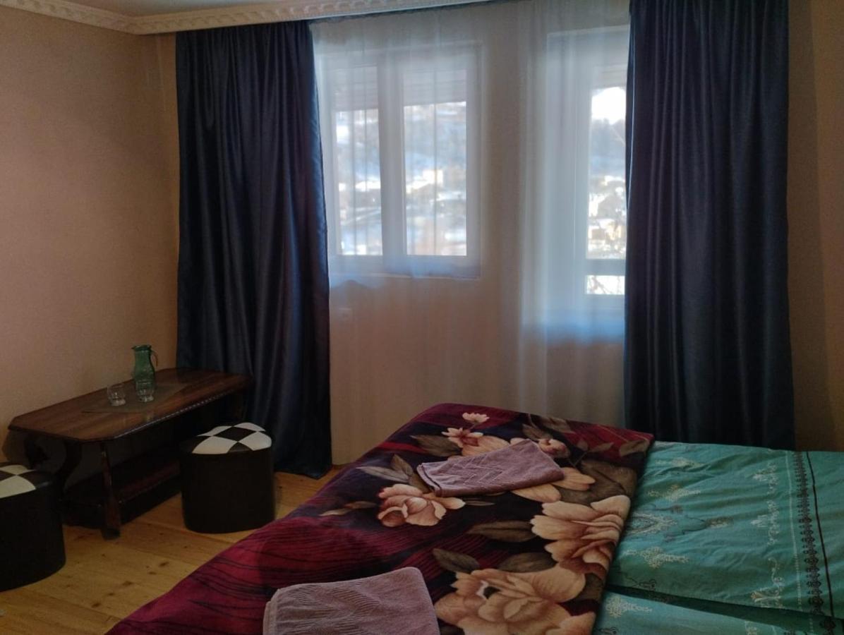 Spardishi Tower ميستيا المظهر الخارجي الصورة